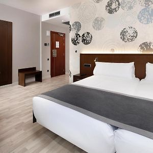 Zimmer mit zwei Einzelbetten
